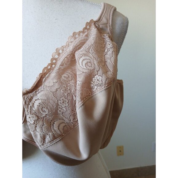 Glamorise Lace Bra in Nude - Picture 4 of 10